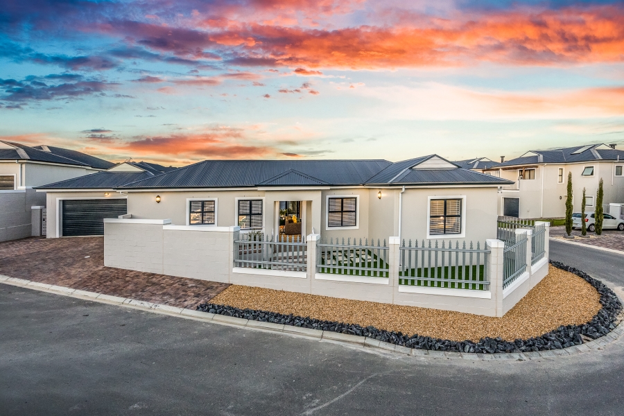 3 Bedroom Property for Sale in Brackenfell South Western Cape